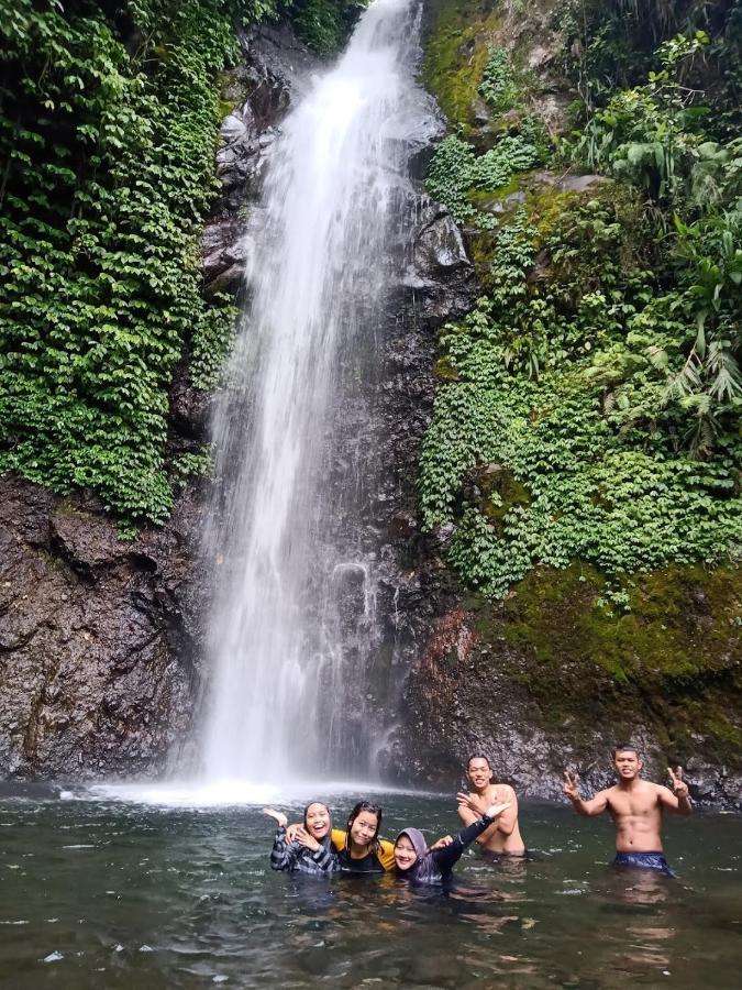 Welirang Forest Pacet Villa Mojokerto Exterior foto